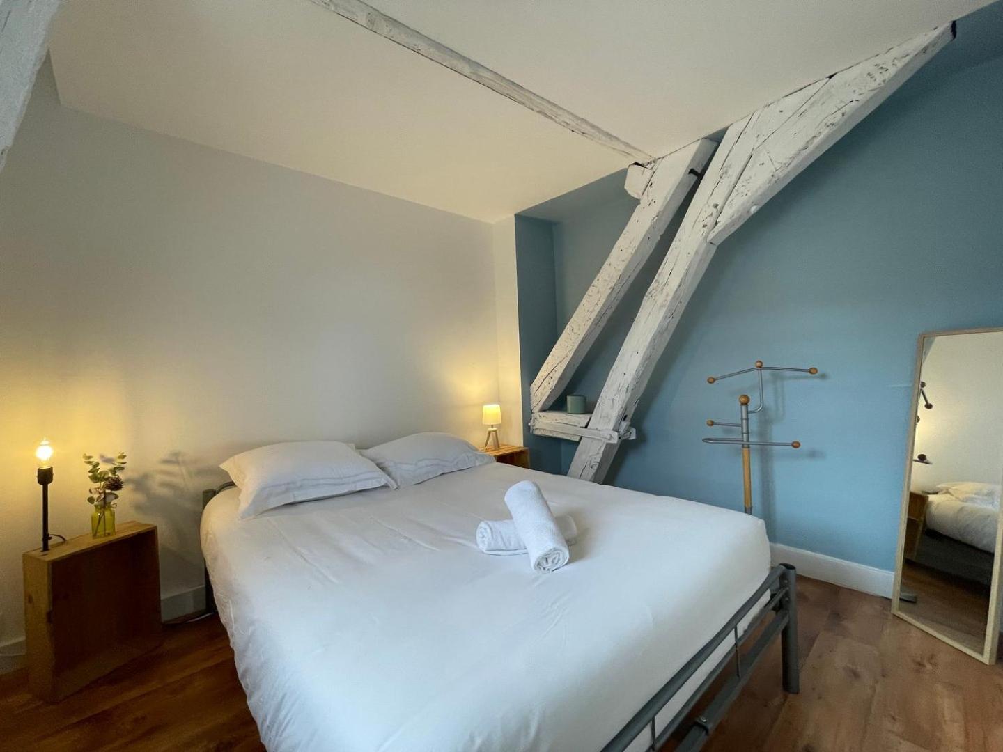 Le Cocon - Parking - Hyper Center Apartman Chartres Kültér fotó